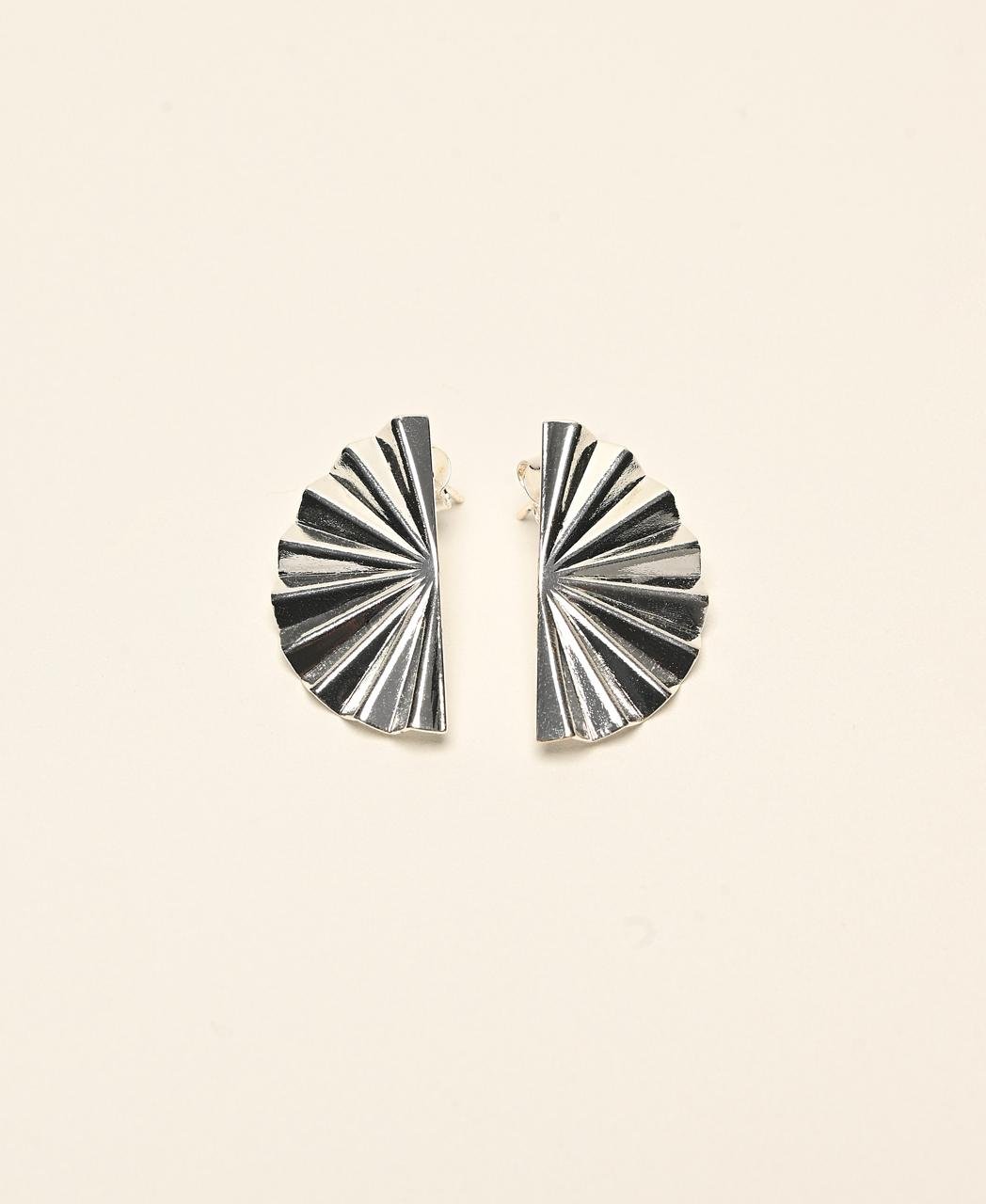 Brinco Simples Meia Lua - Prata 925