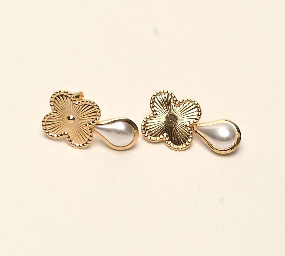 Brinco Pérola Flor - Ouro 18k