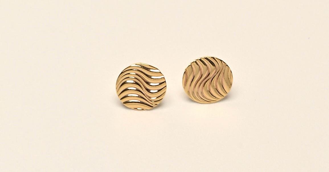 Brinco Bolinha Ondulado Pequeno - Ouro 18k